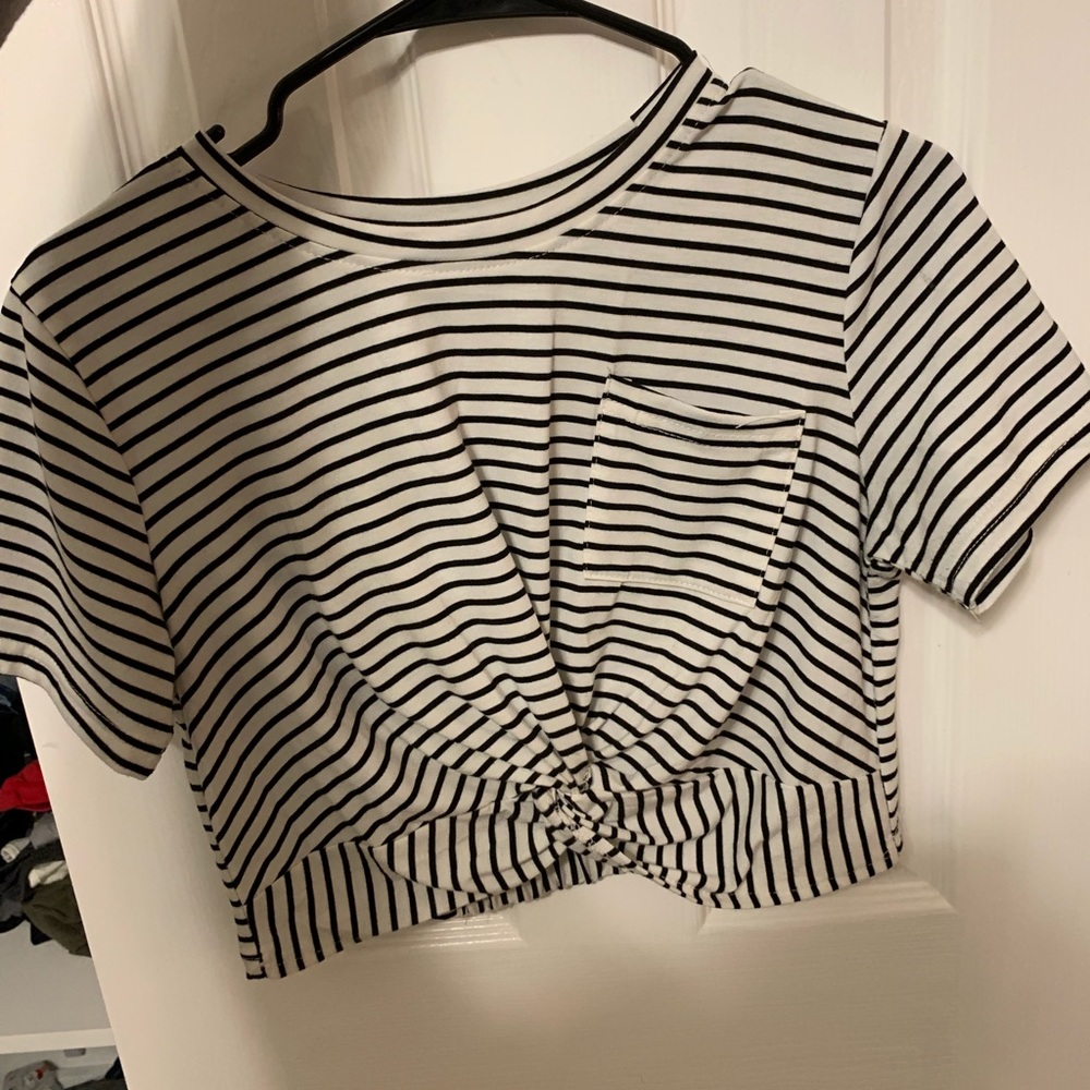 Crop top striped shirt